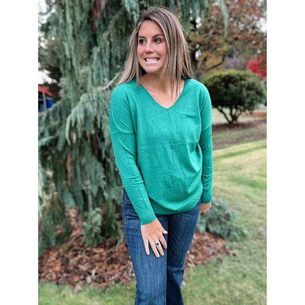 NEW DEBUT murphy sweater in heather green